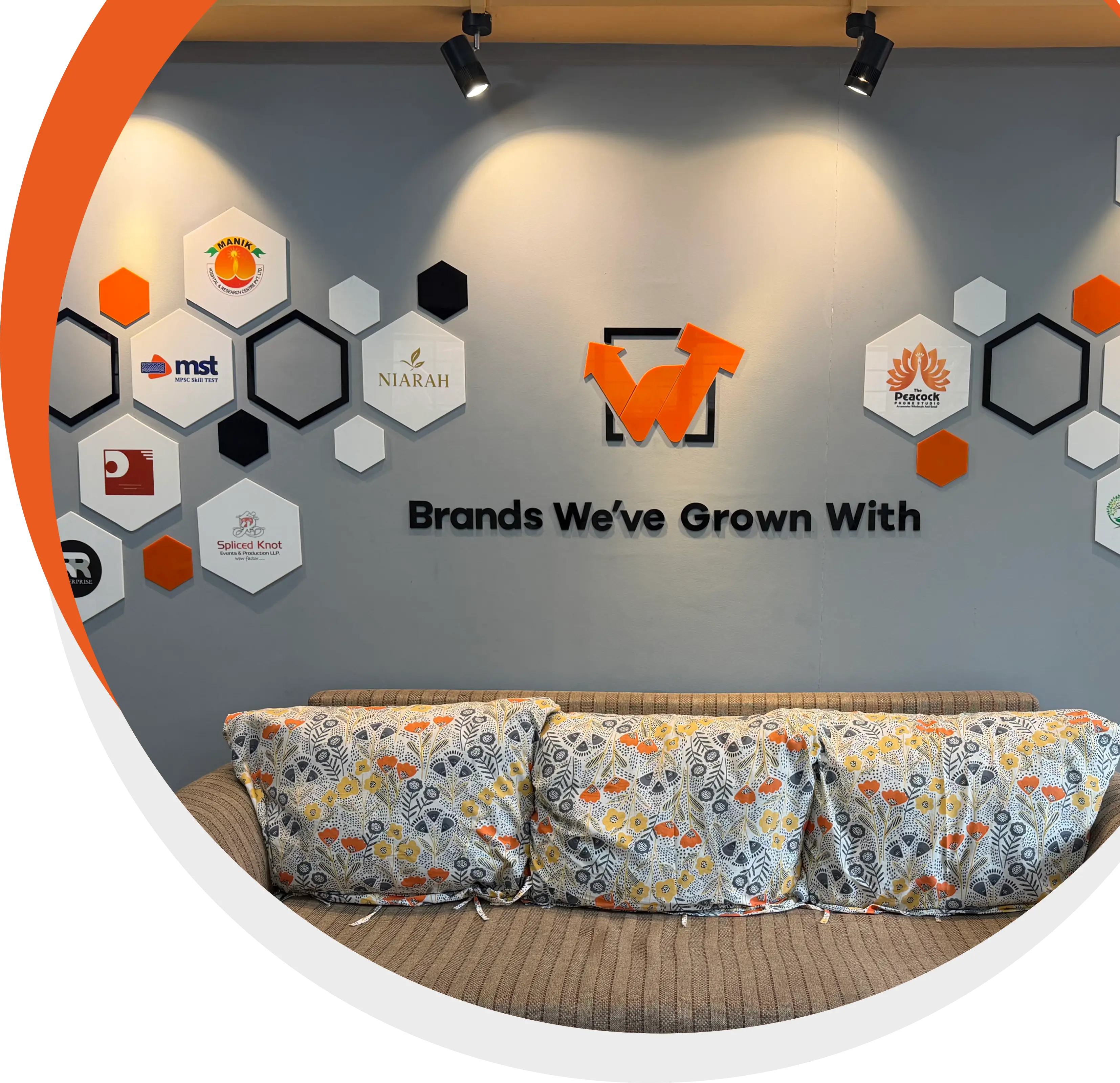 Web Touter Office